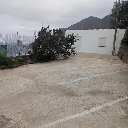 Casa Lucas Dos Almáciga